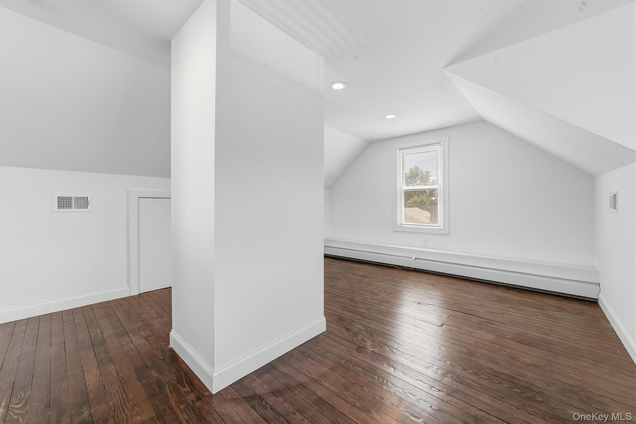 208 Third Avenue Property Photo 39