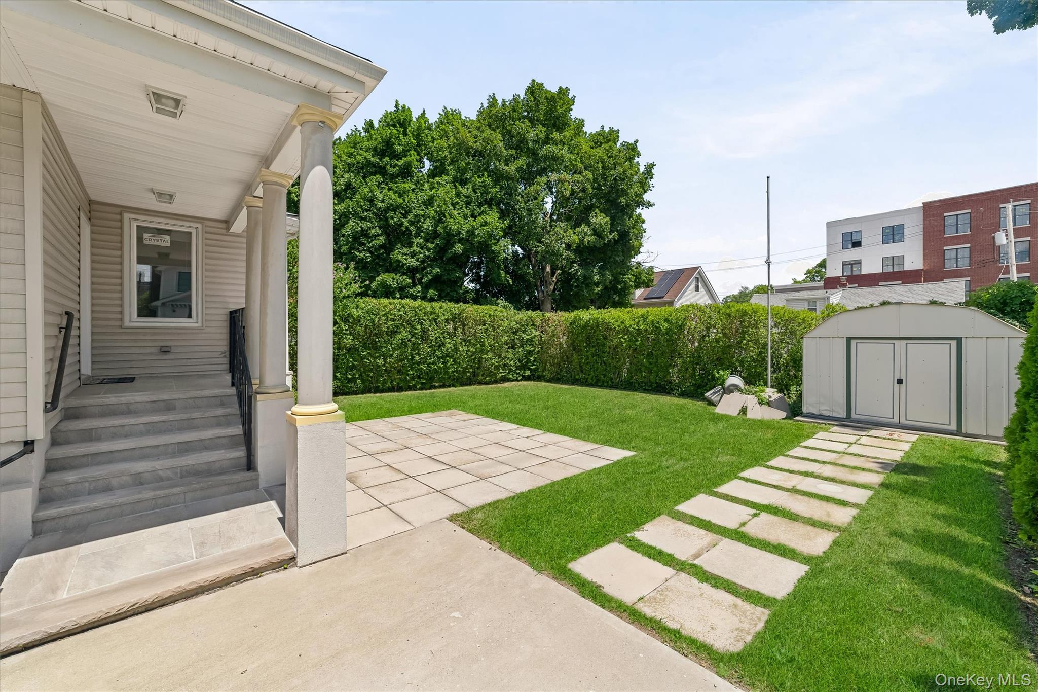 208 Third Avenue Property Photo 43
