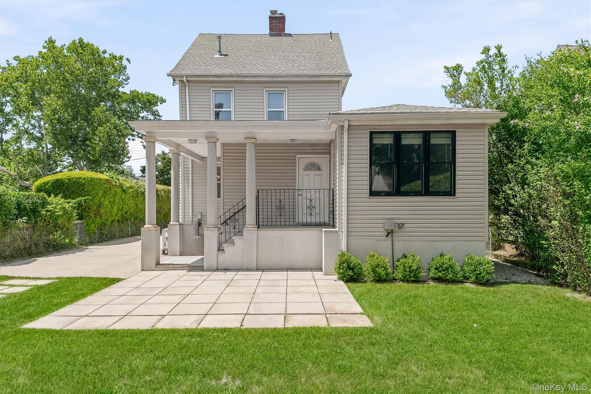 208 Third Avenue Property Photo 46