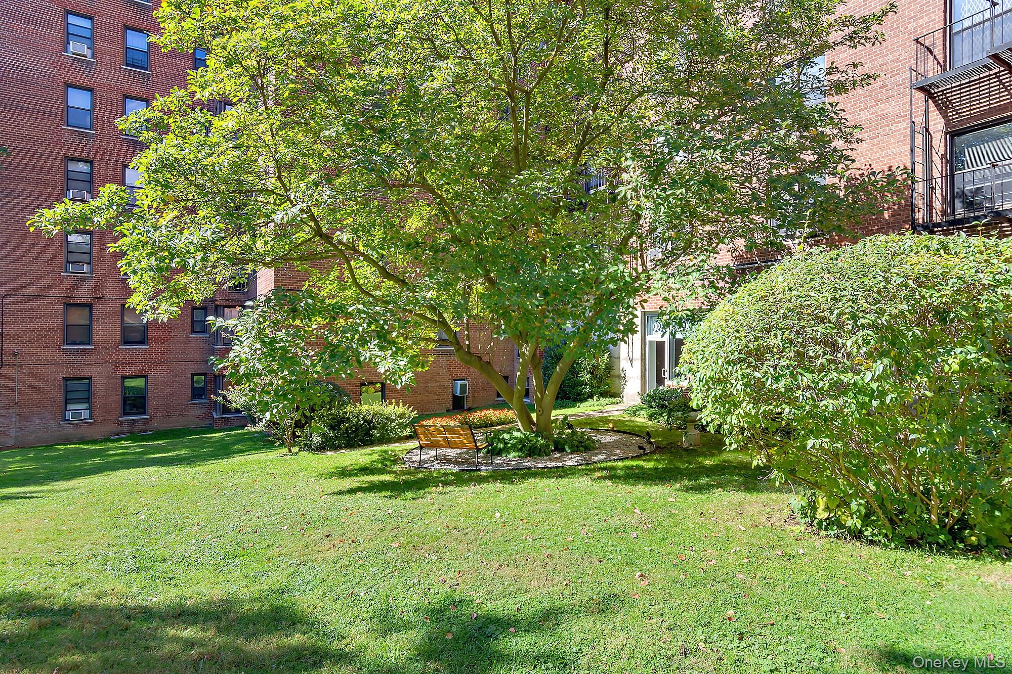 2550 Independence Avenue 5p Property Photo 21