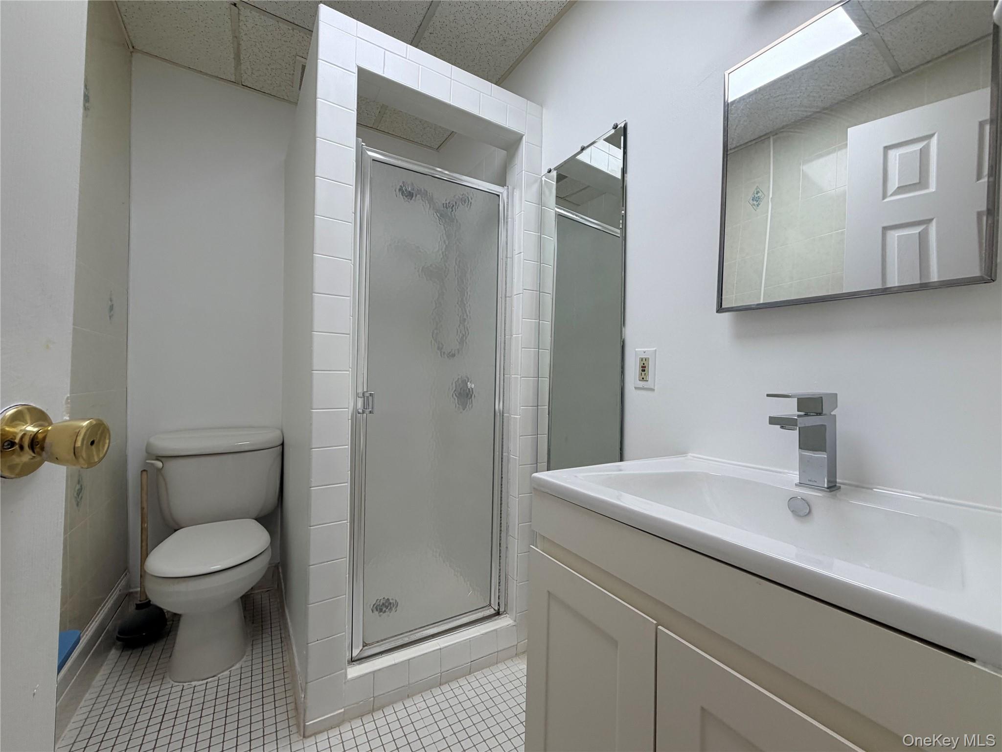266 Jericho Turnpike #2f Property Photo 4