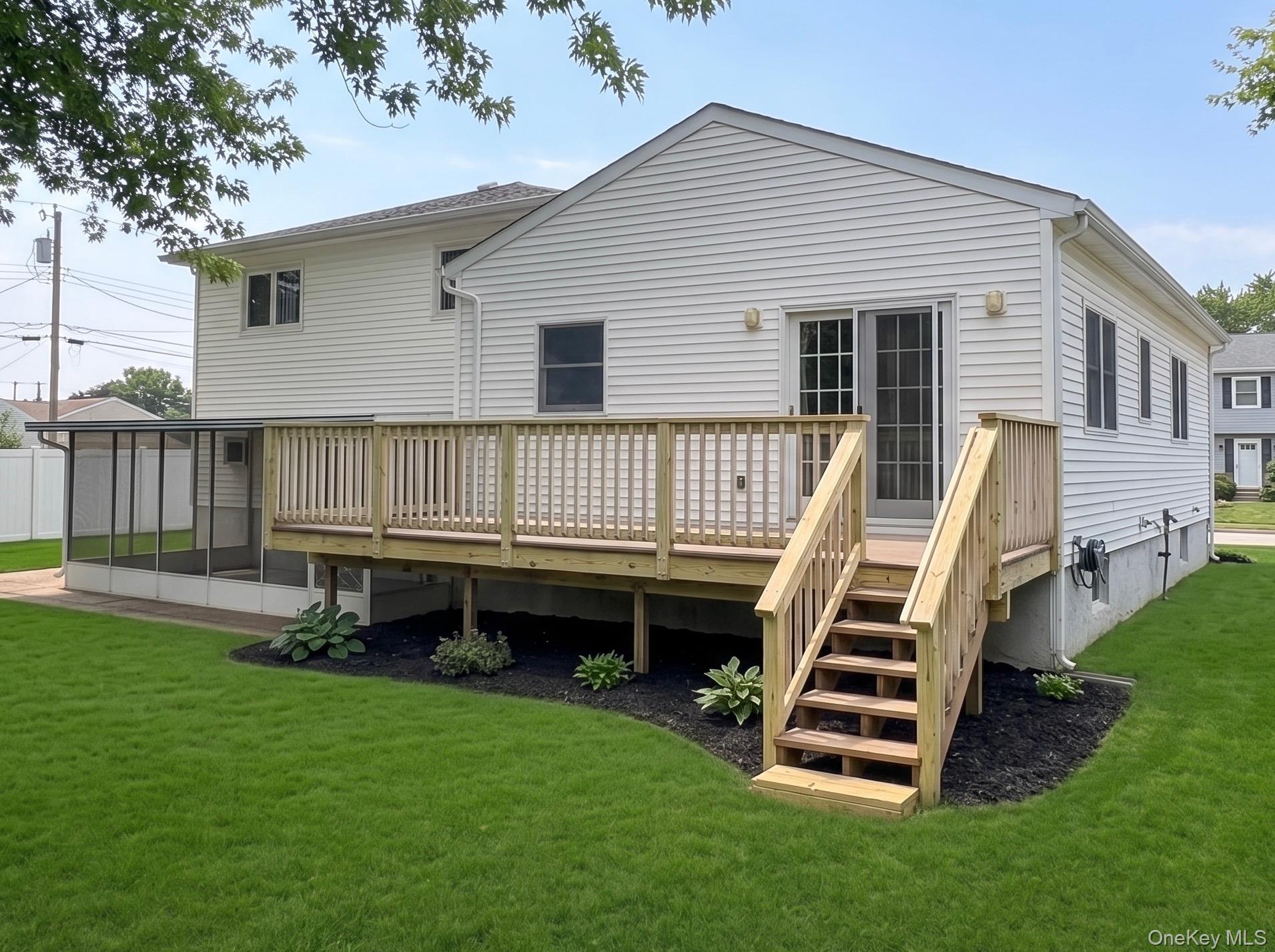 128 James Street Property Photo 23