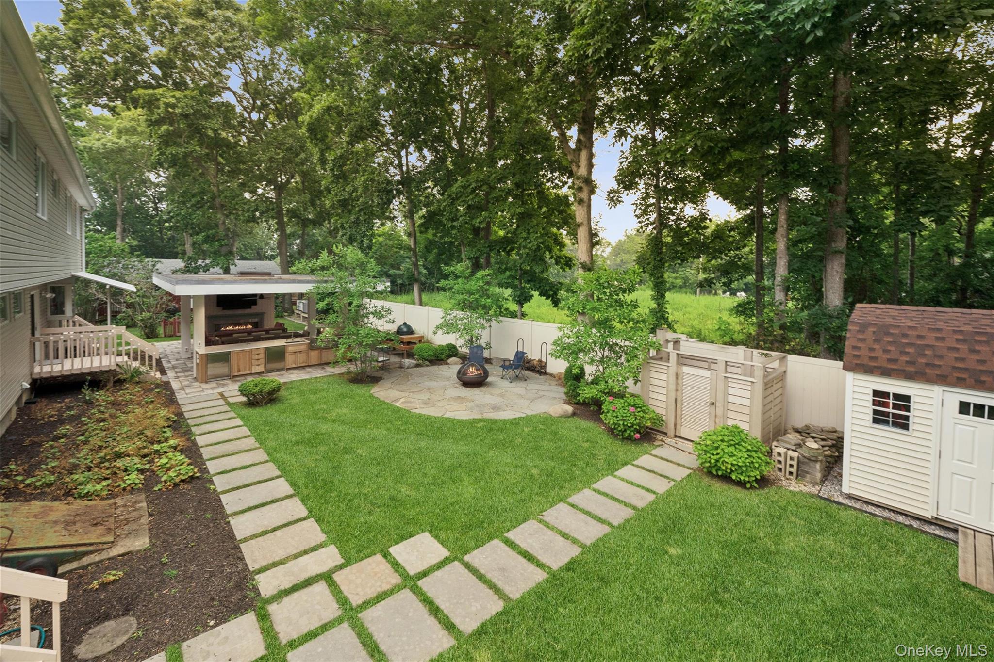 185 Inlet Lane Property Photo 37