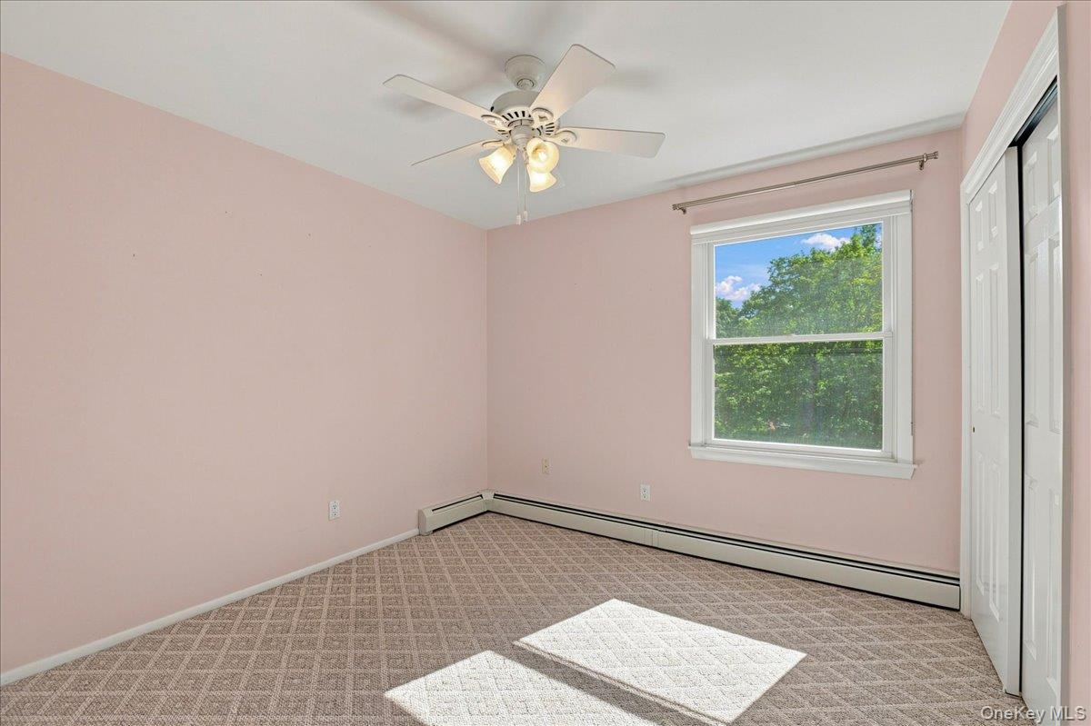 20 Lancaster Lane Property Photo 12