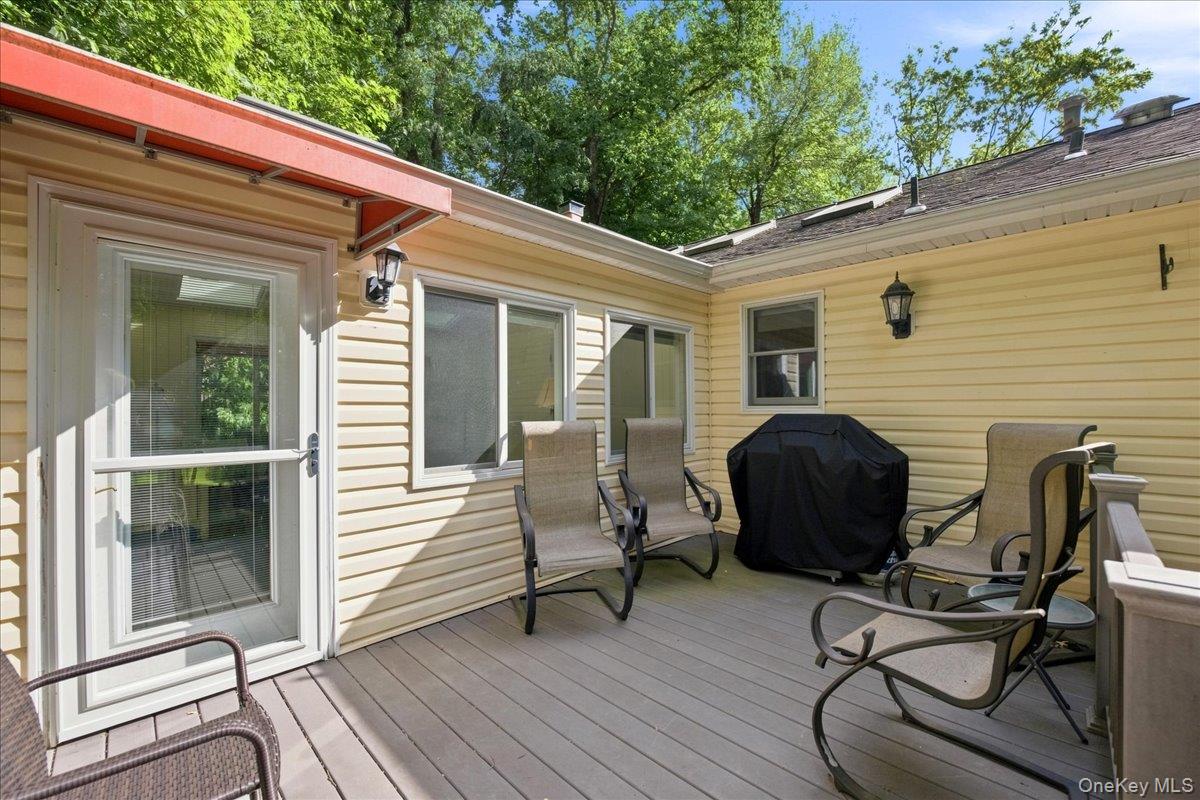 20 Lancaster Lane Property Photo 15