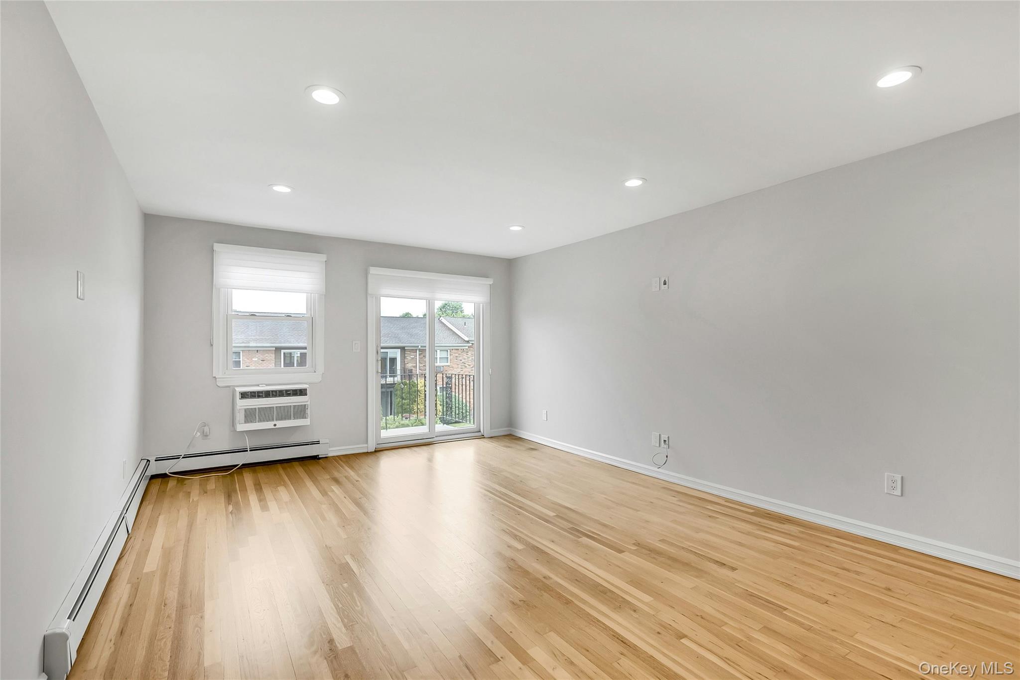 4425 Wilshire 4425 Property Photo 12