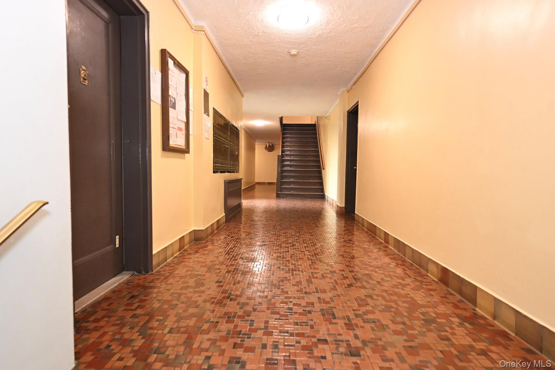 61-41 Saunders Street B25 Property Photo 9