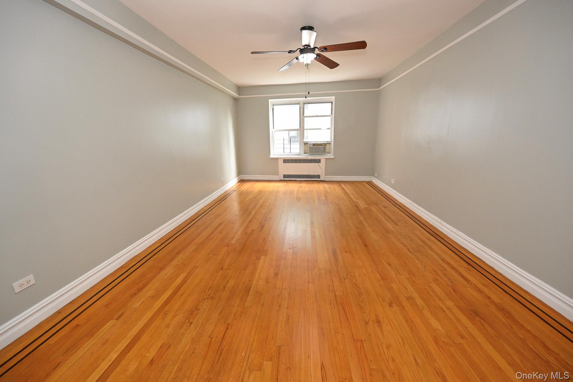 61-41 Saunders Street B25 Property Photo 16
