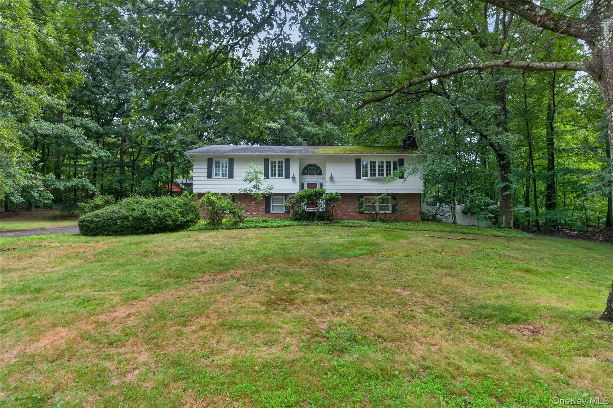 8 Peter Avenue Property Photo 1
