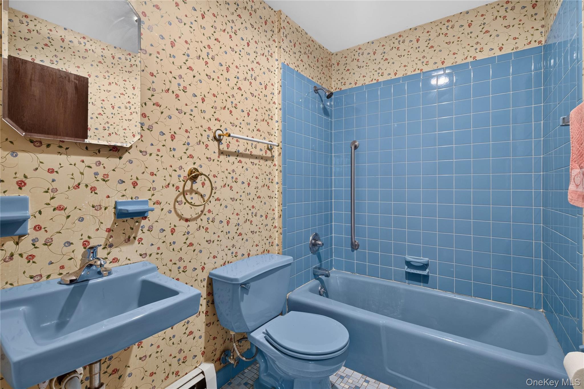 8 Peter Avenue Property Photo 32