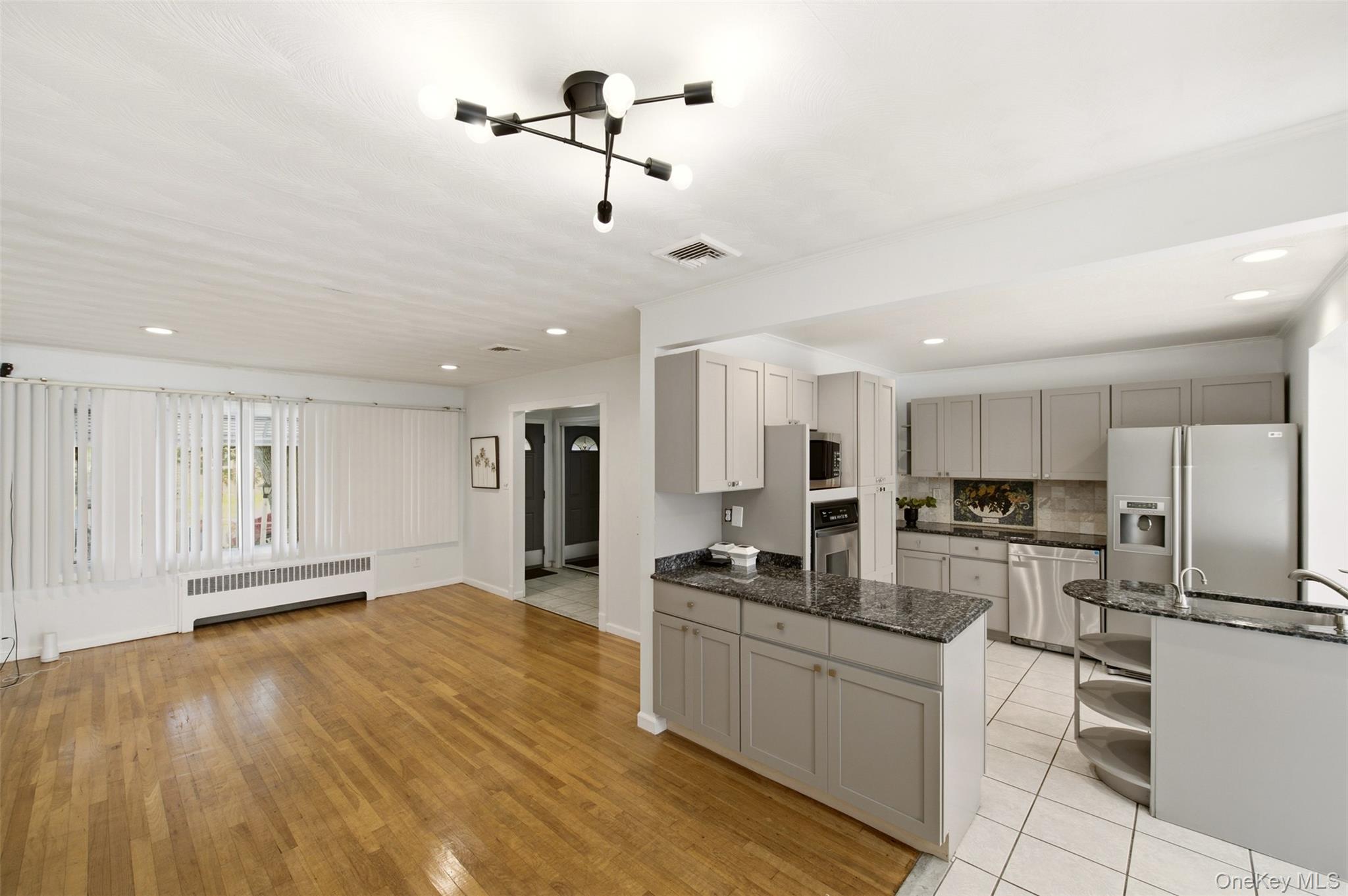 160 Clearmeadow Drive Property Photo 3