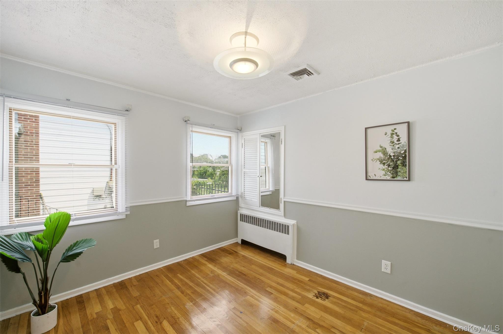160 Clearmeadow Drive Property Photo 9