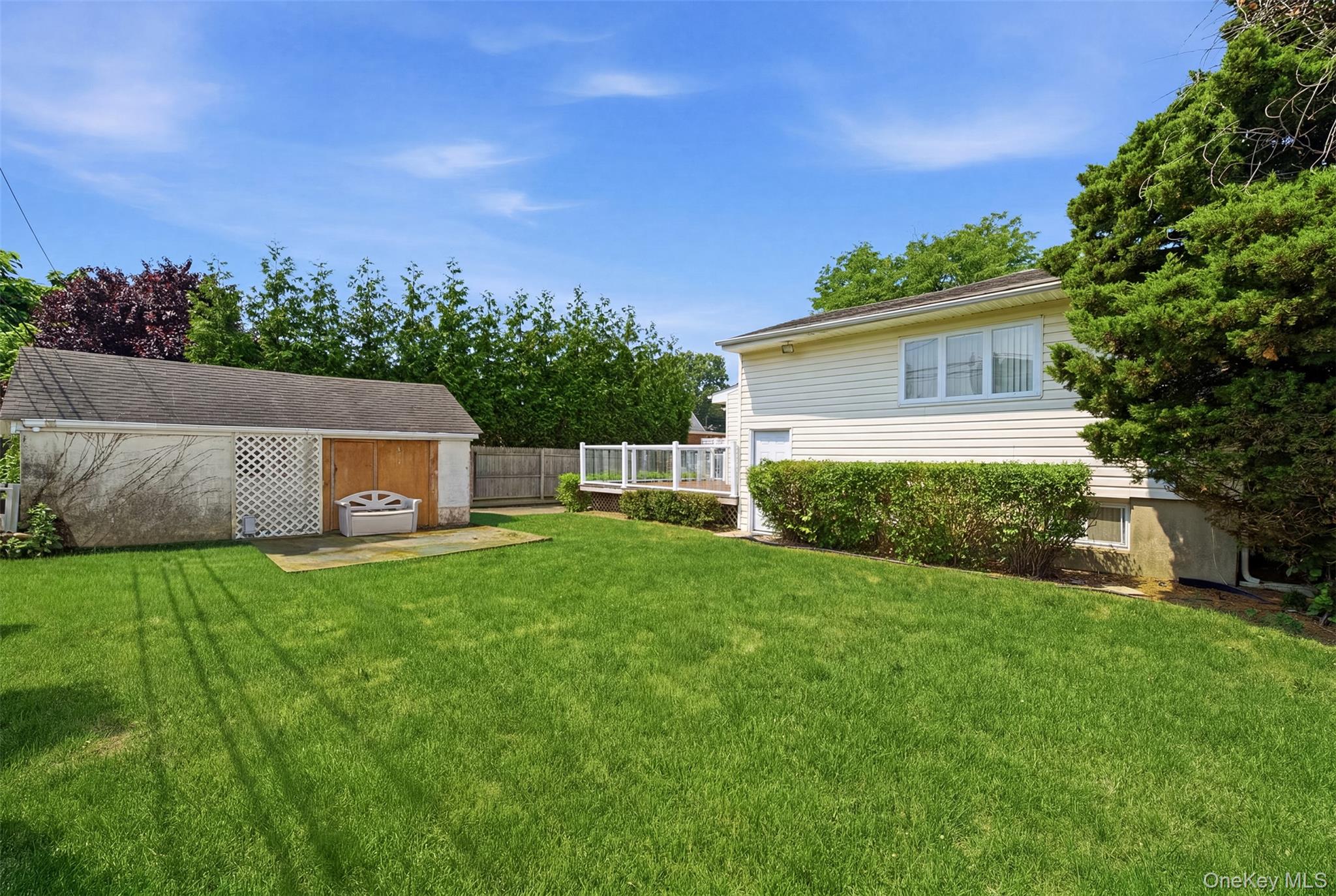 160 Clearmeadow Drive Property Photo 17