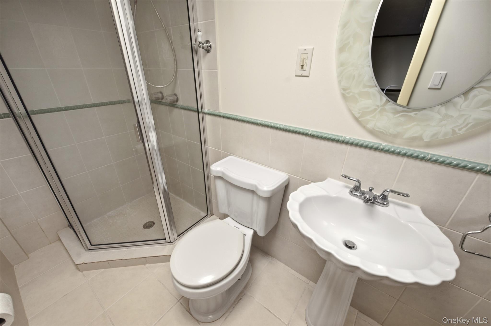 160 Clearmeadow Drive Property Photo 19