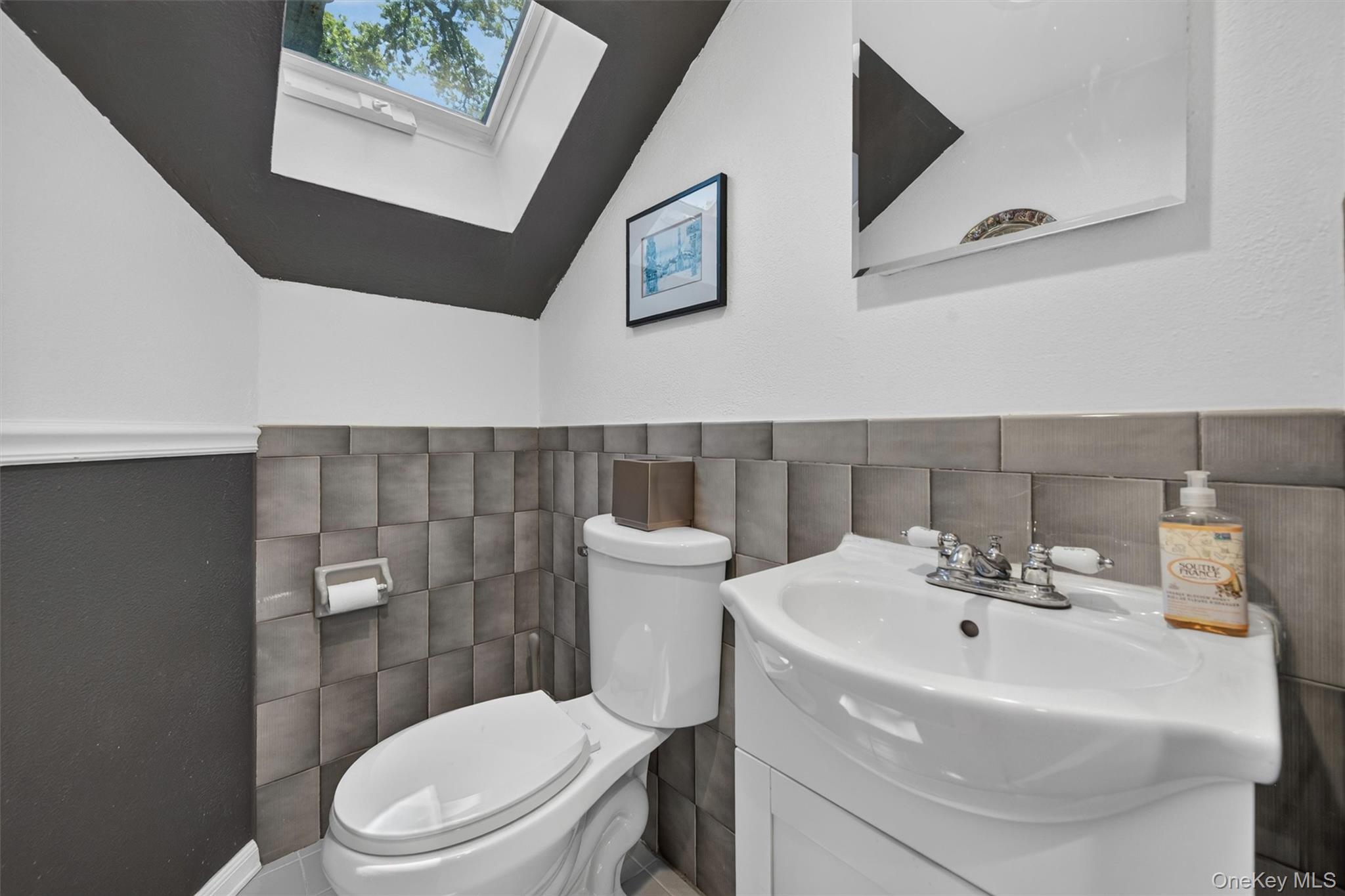 95 Collyer Avenue Property Photo 16