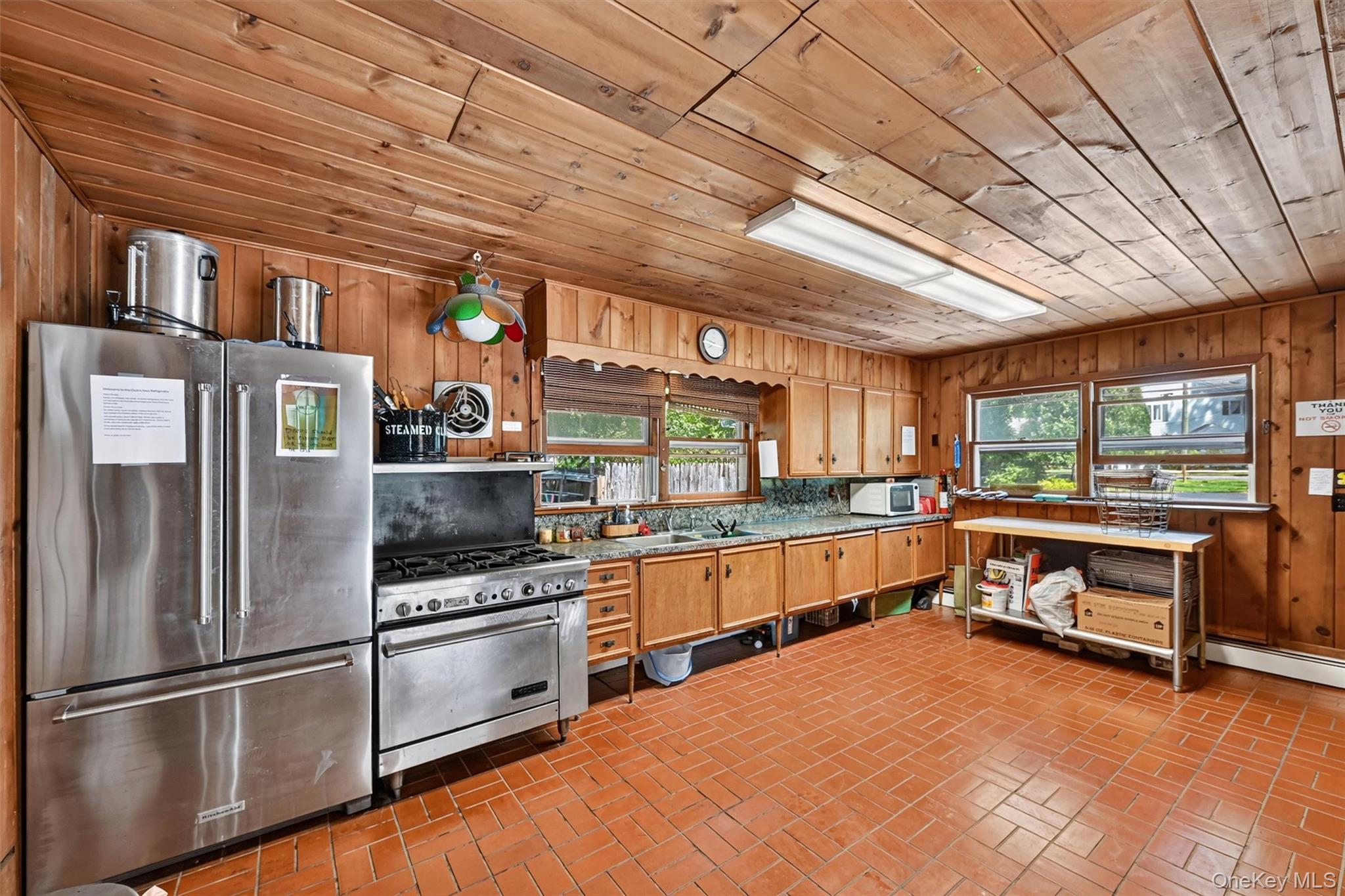 95 Collyer Avenue Property Photo 32