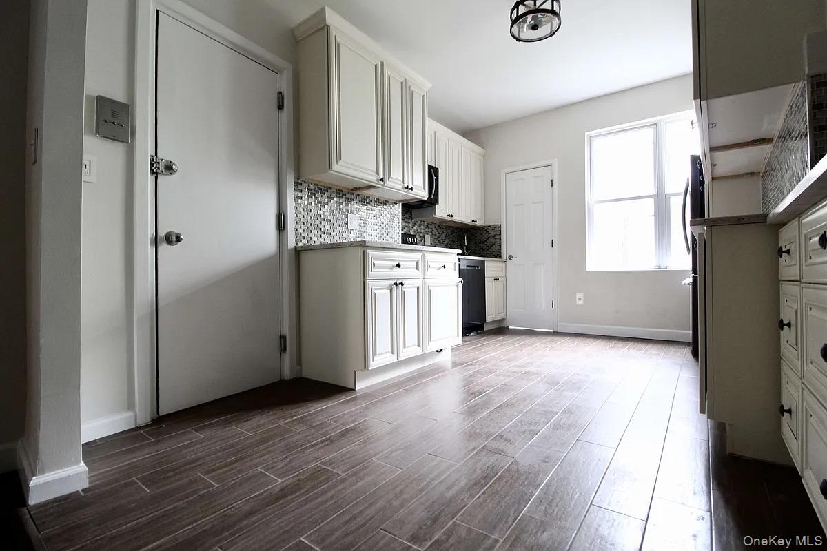 168 Russell Street Property Photo 15