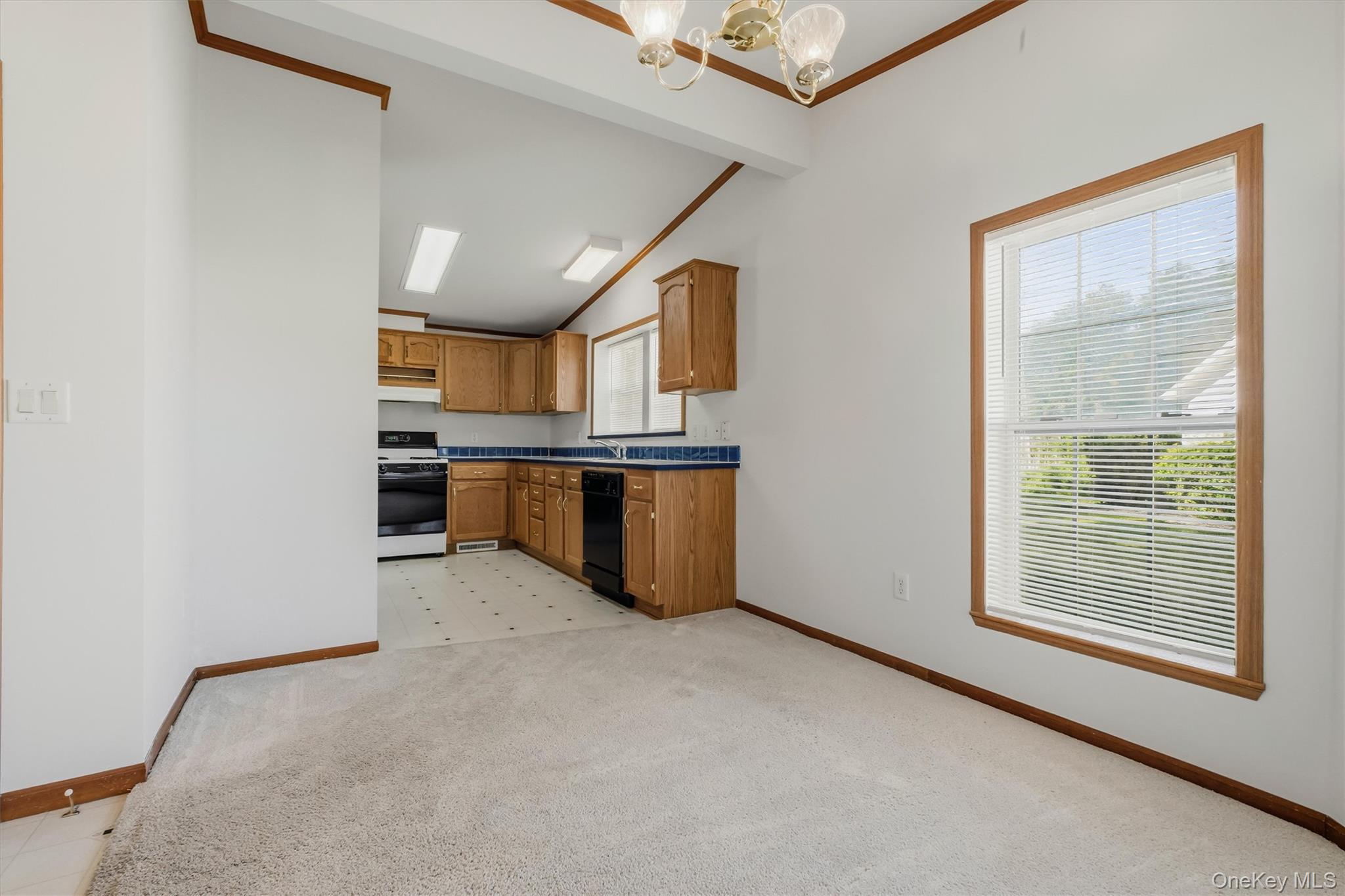 1 Palm Circle Property Photo 9