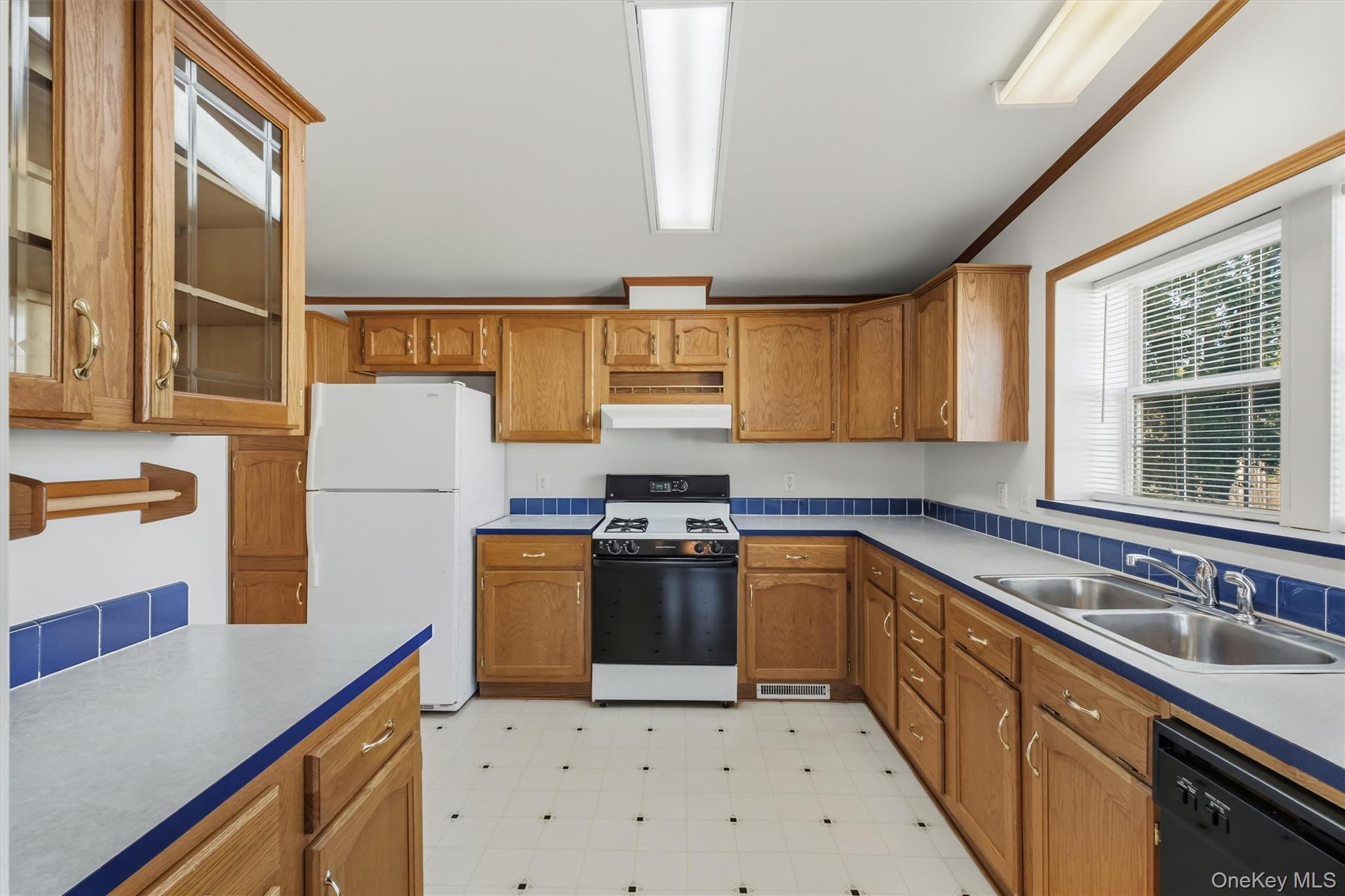 1 Palm Circle Property Photo 13