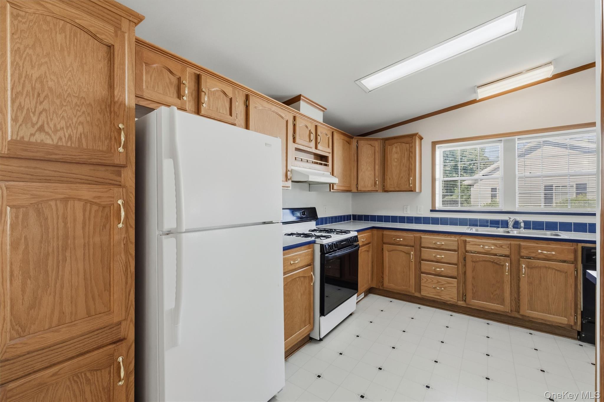 1 Palm Circle Property Photo 16
