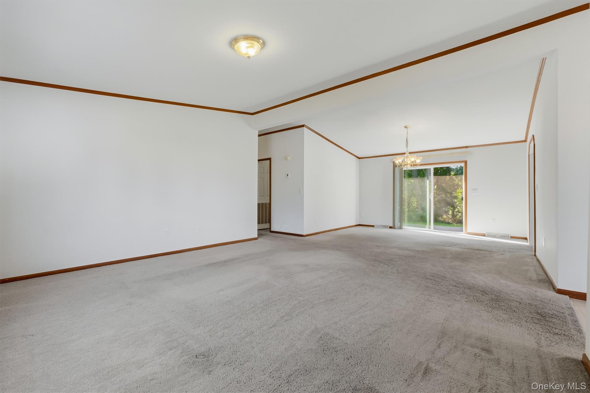 1 Palm Circle Property Photo 19