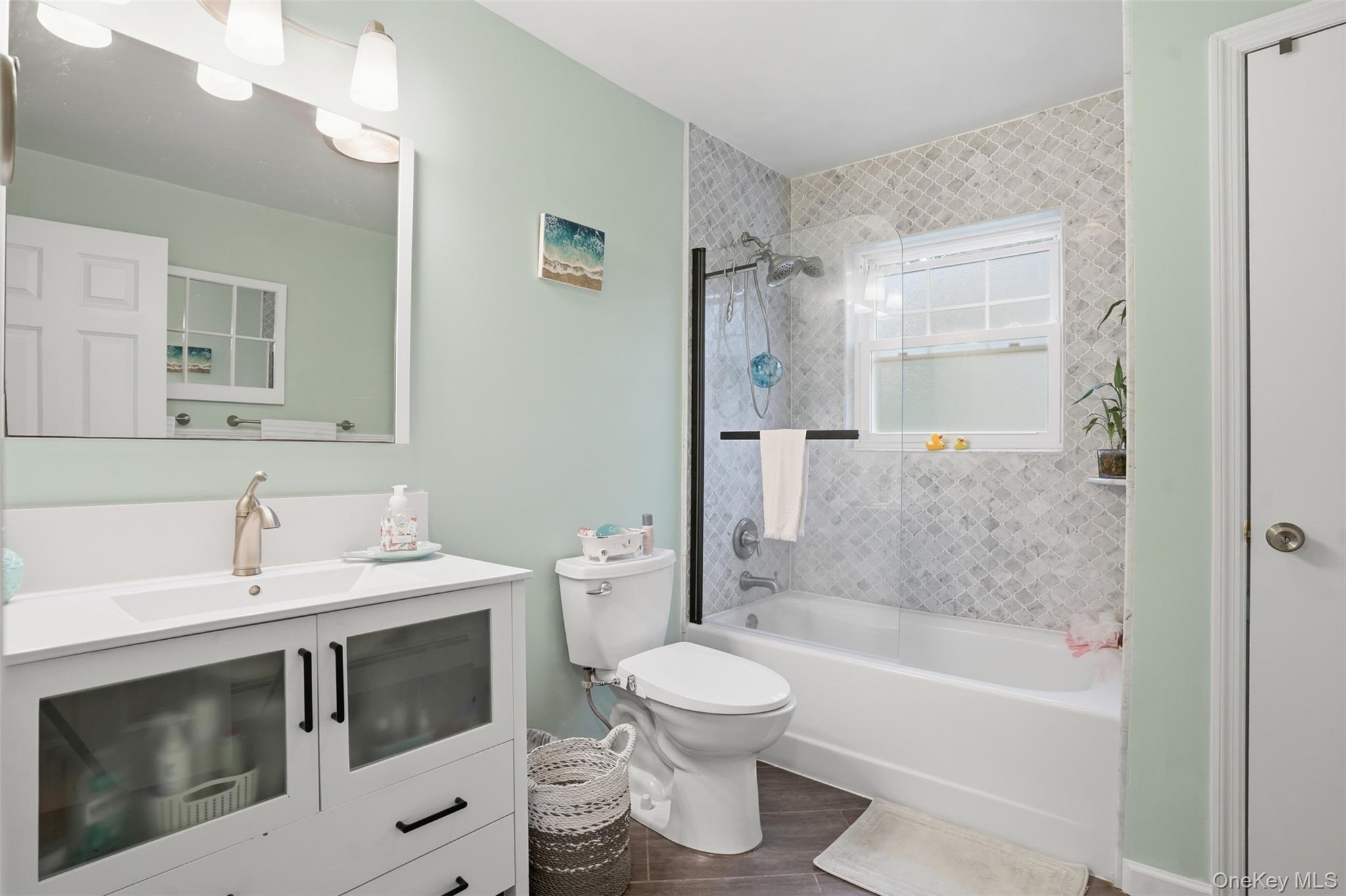 136 N Chestnut Street 9b Property Photo 17