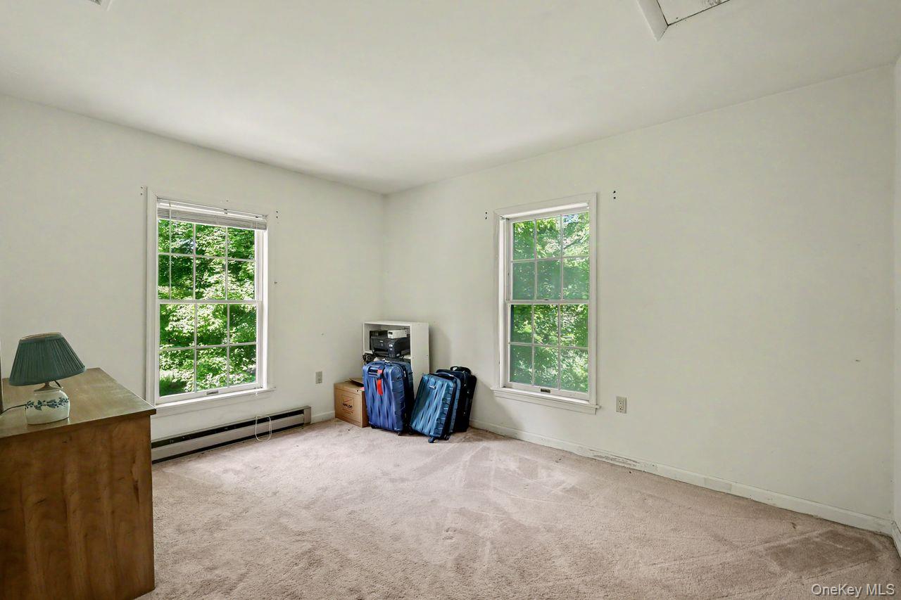 15 Country Hill Road Property Photo 24