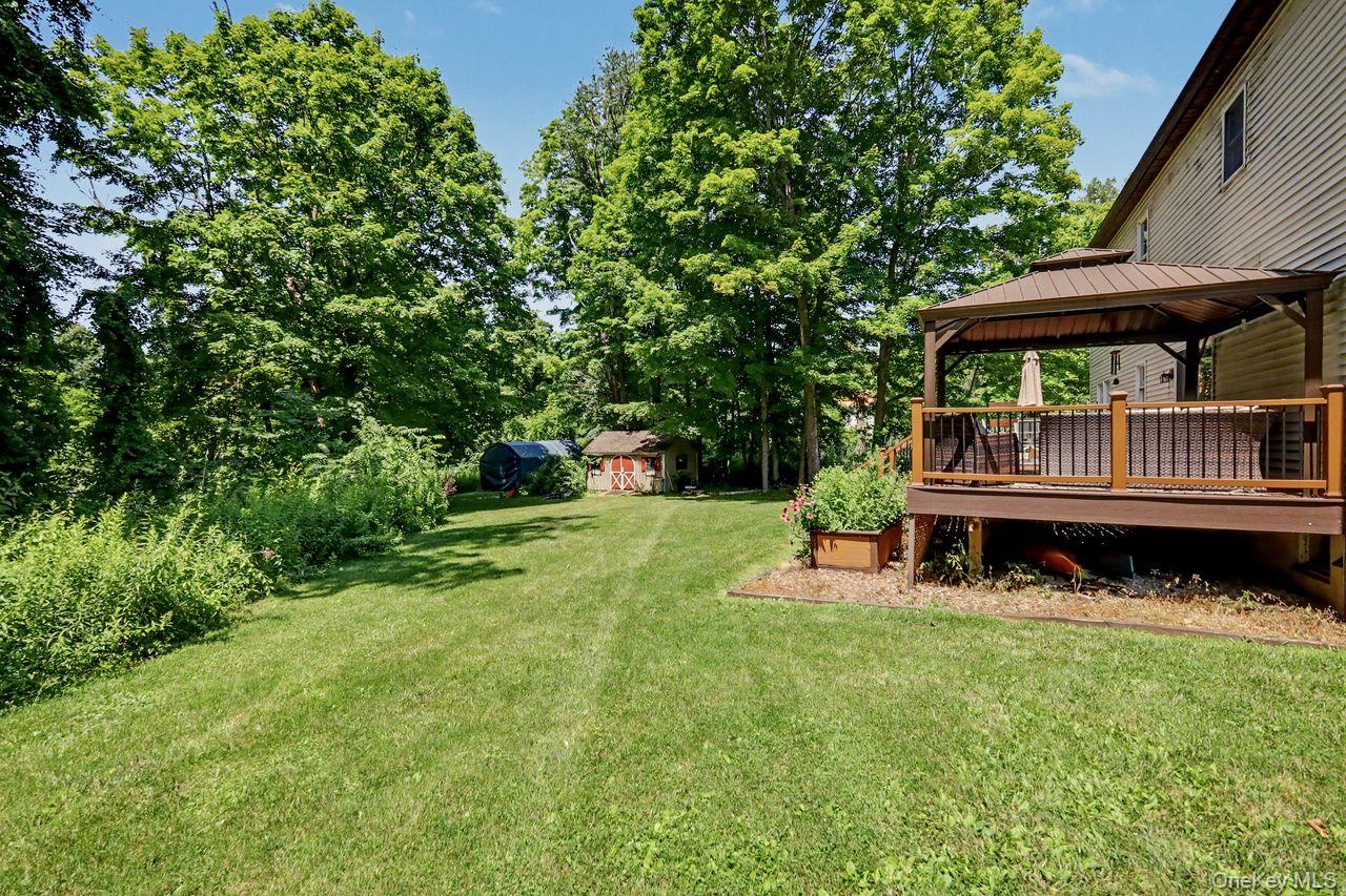 15 Country Hill Road Property Photo 31