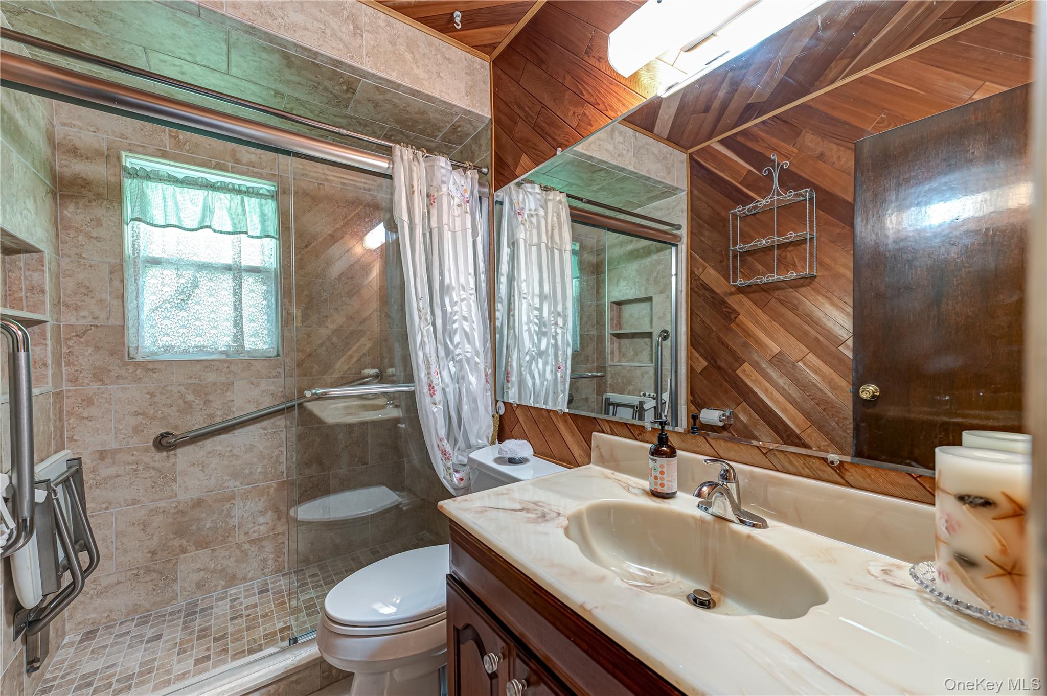 9 Croyden Lane Property Photo 7
