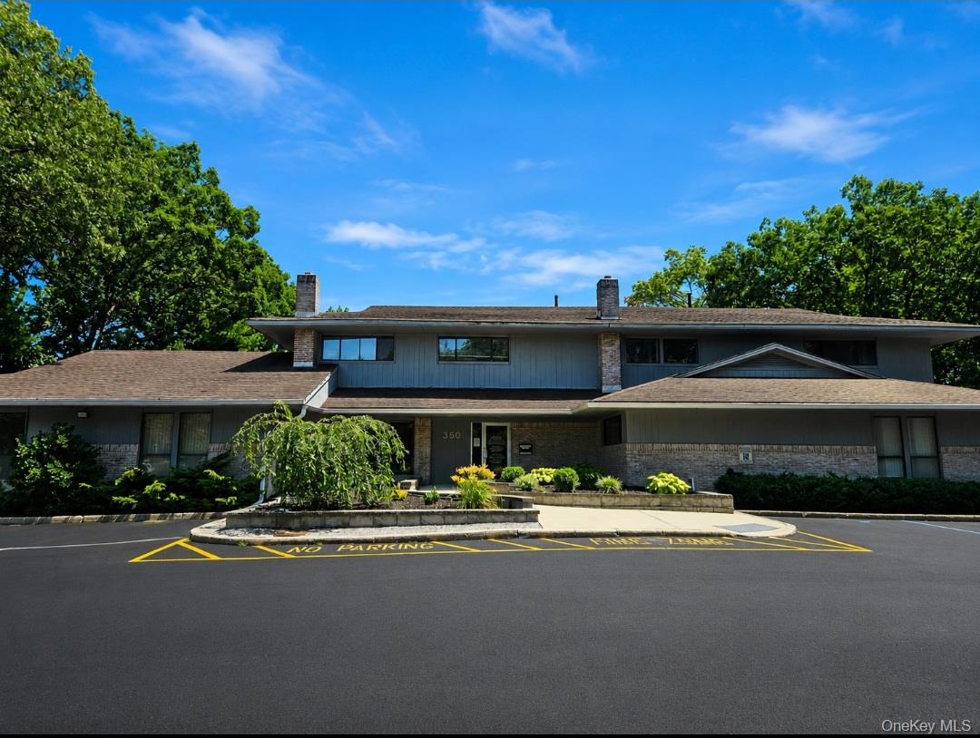 350 Veterans Memorial Highway Suite 2 Property Photo 1