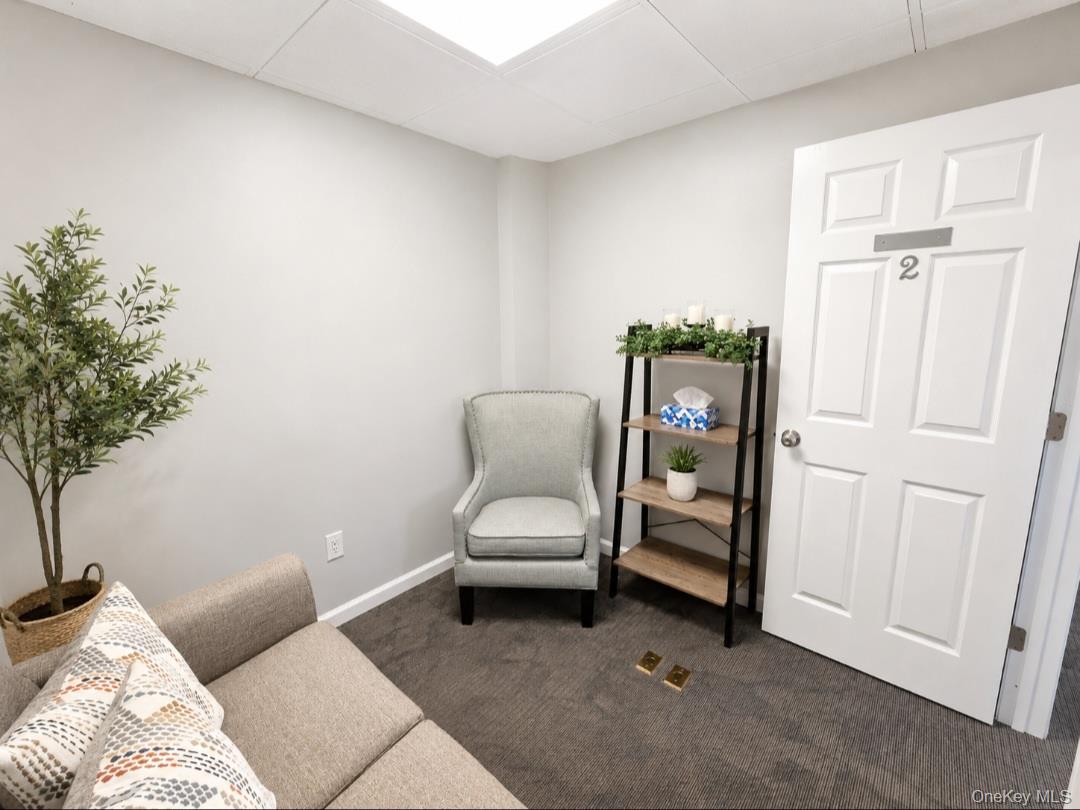 350 Veterans Memorial Highway Suite 2 Property Photo 2