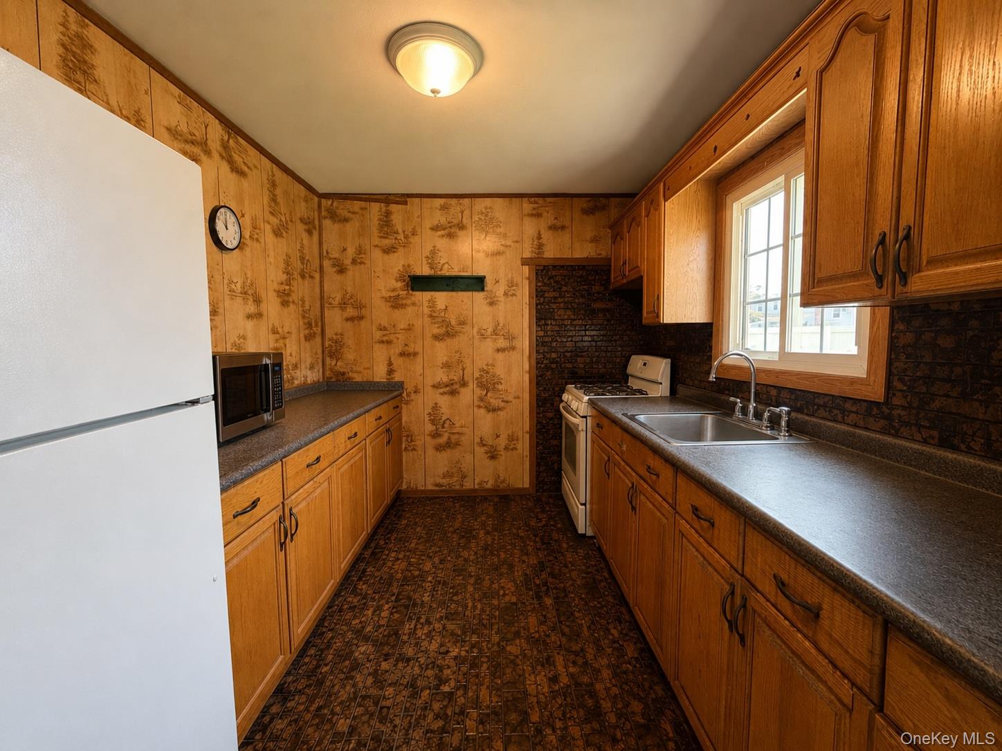 1020 N Niagara Avenue Property Photo 5