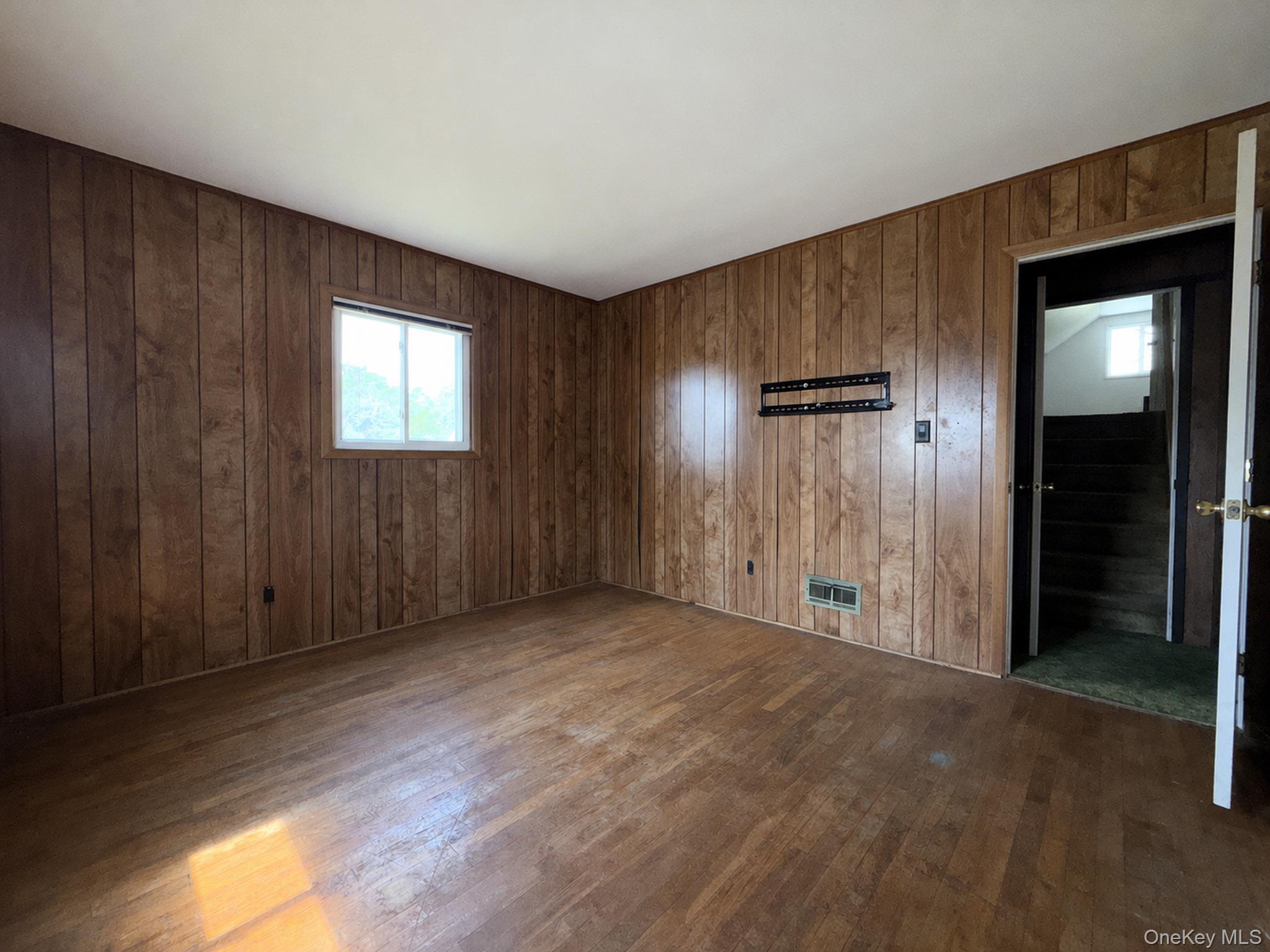 1020 N Niagara Avenue Property Photo 10