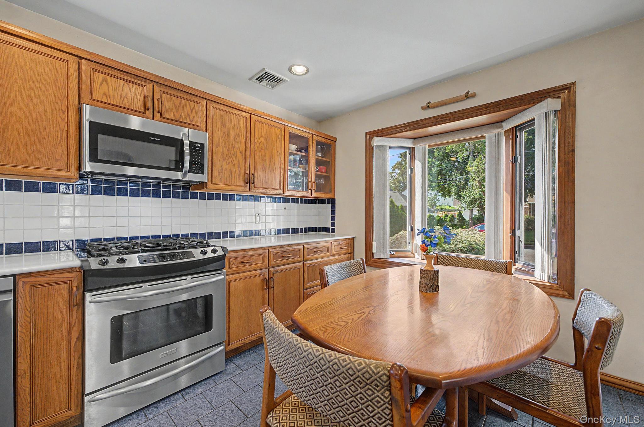 1602 Imperial Avenue Property Photo 11