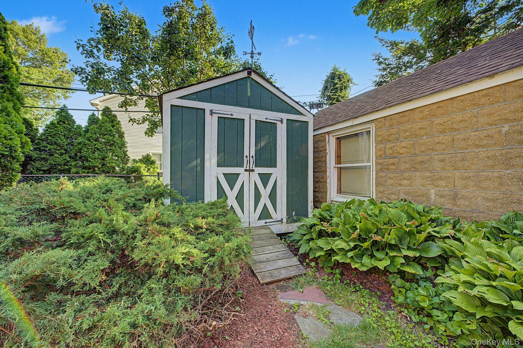 1602 Imperial Avenue Property Photo 33