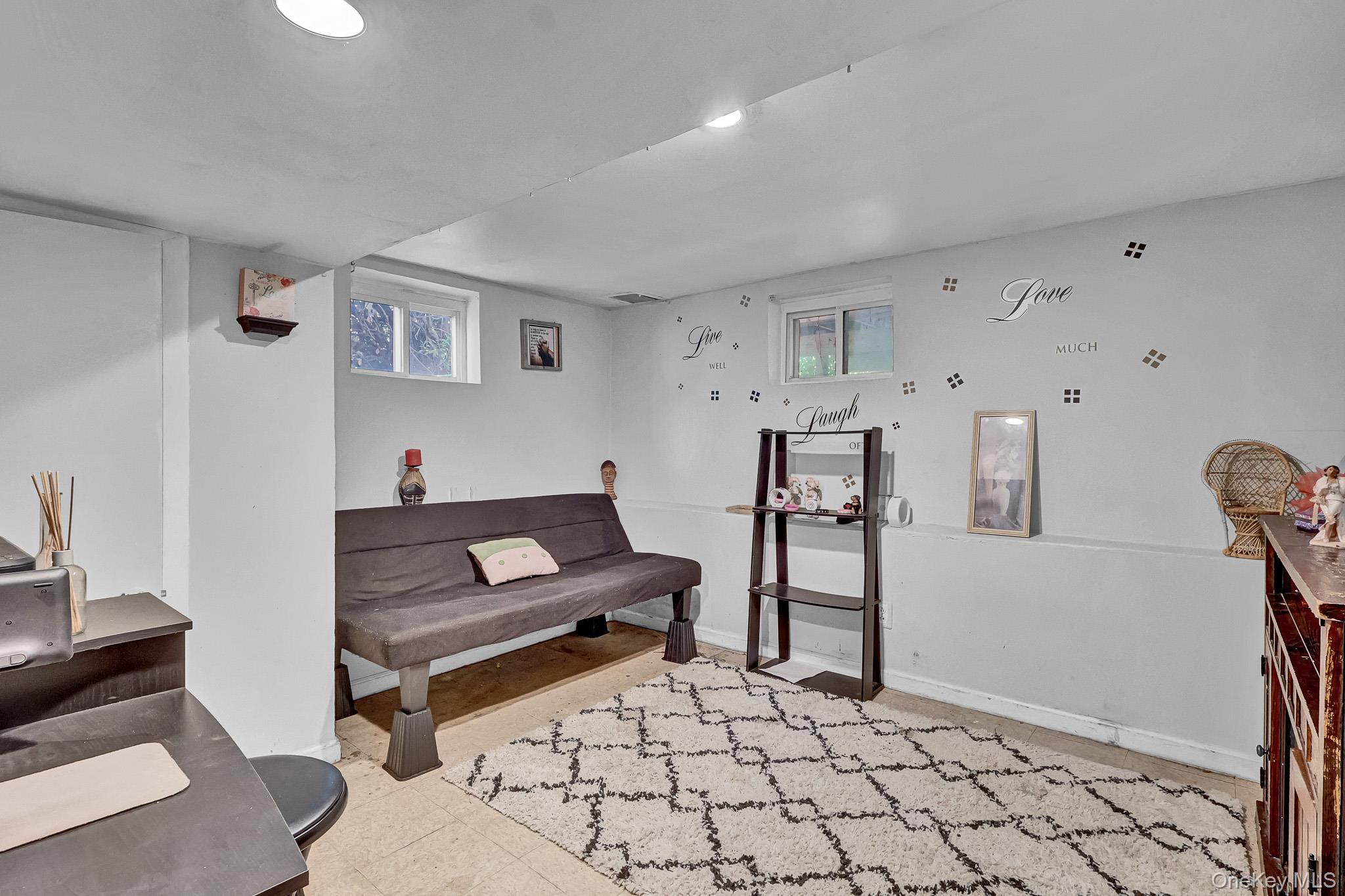 17 Shonnard Avenue Property Photo 21