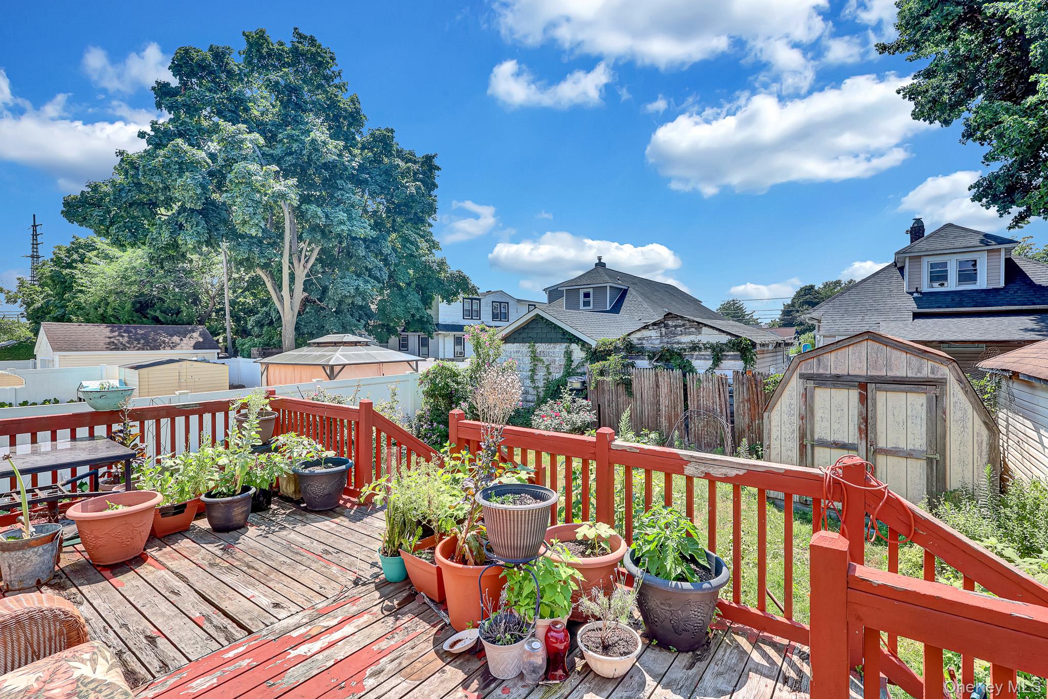 17 Shonnard Avenue Property Photo 24