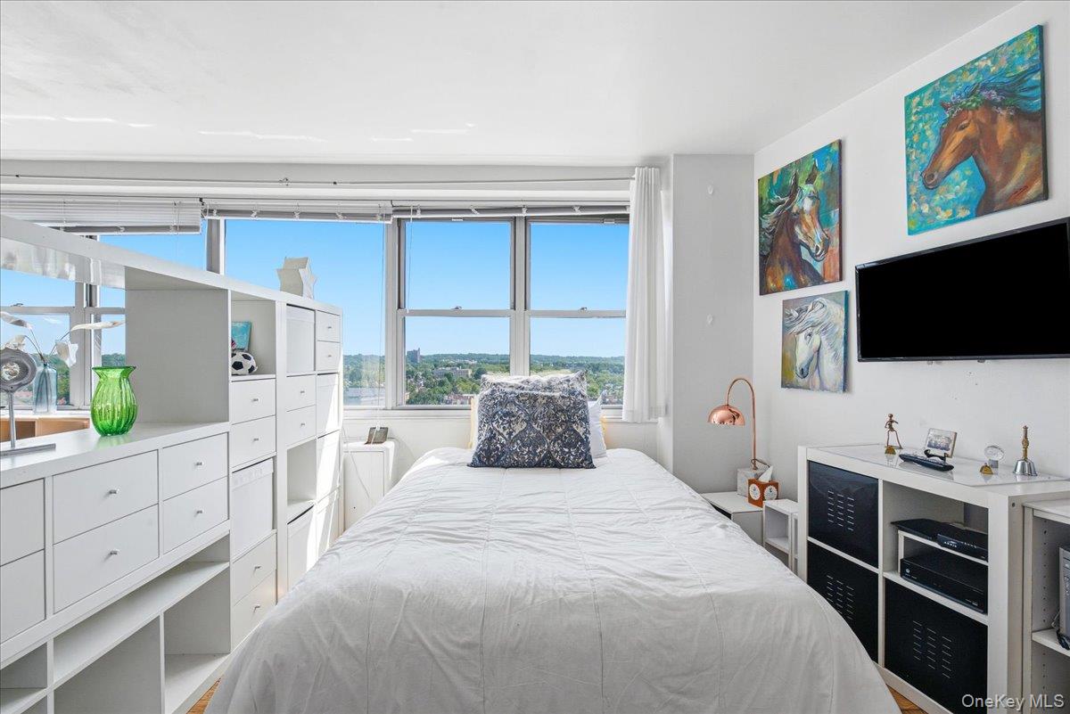 70-25 Yellowstone Boulevard 16r Property Photo 19