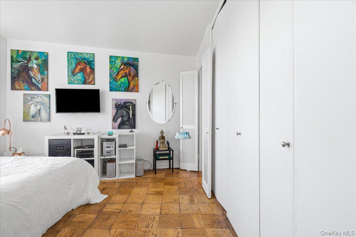 70-25 Yellowstone Boulevard 16r Property Photo 21