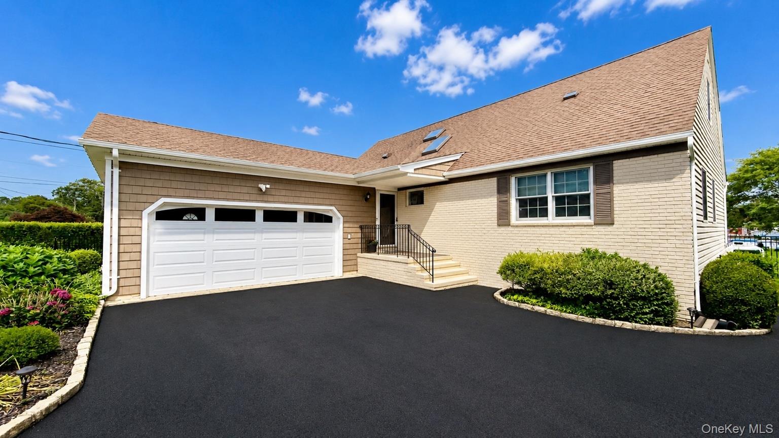 131 Crystal Beach Boulevard Property Photo 2