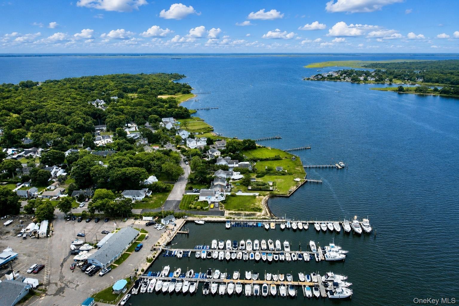 131 Crystal Beach Boulevard Property Photo 15