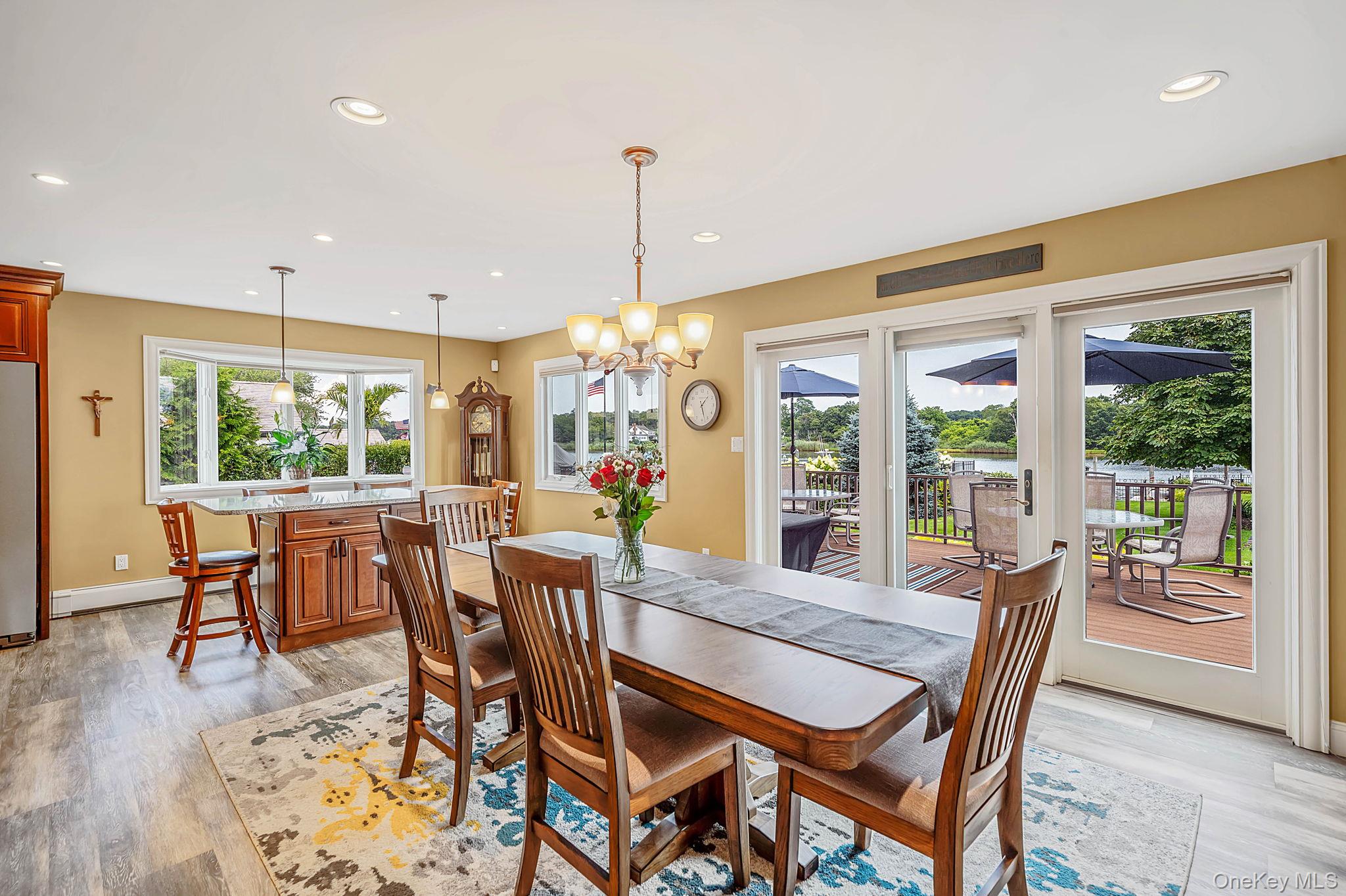 131 Crystal Beach Boulevard Property Photo 20