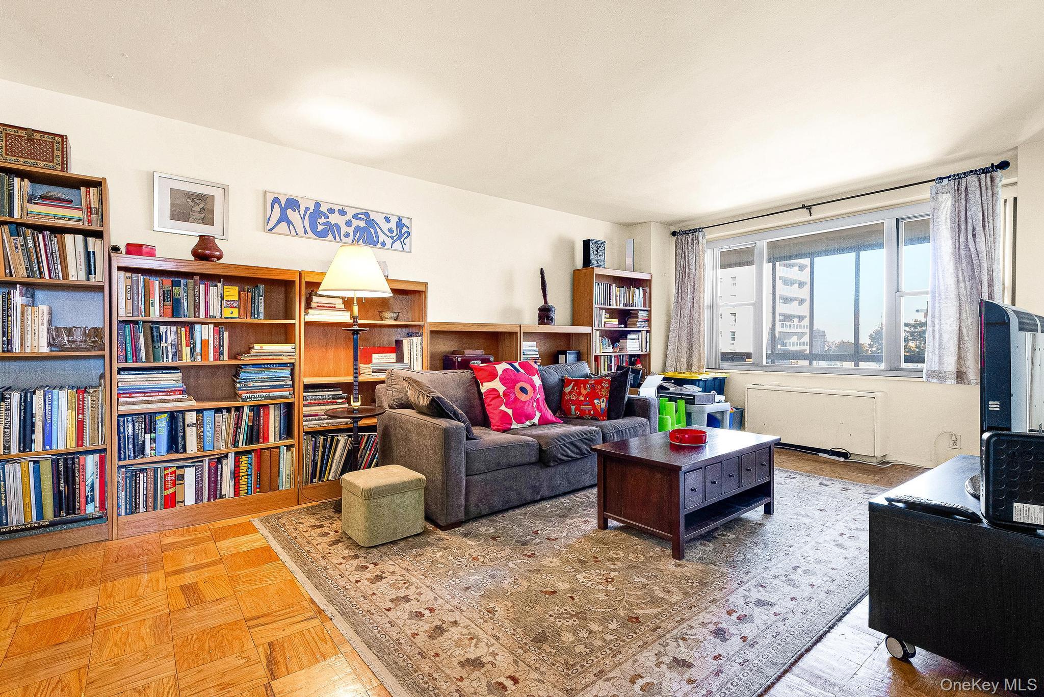 70-25 Yellowstone Blvd Yellowstone Boulevard 4d Property Photo 2