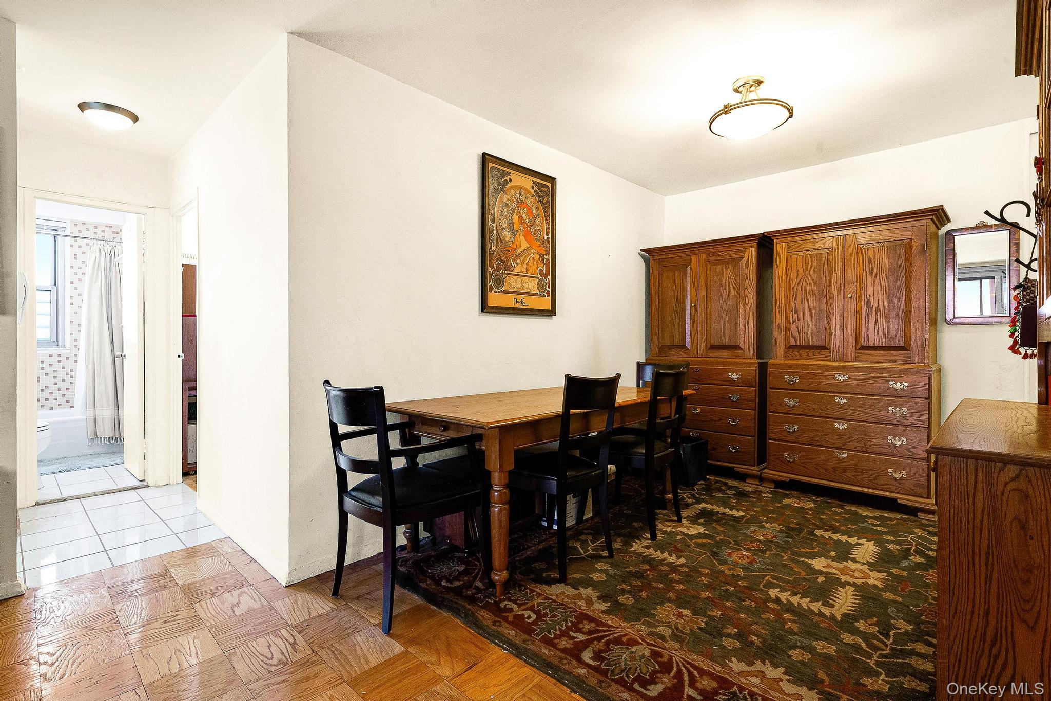 70-25 Yellowstone Blvd Yellowstone Boulevard 4d Property Photo 4