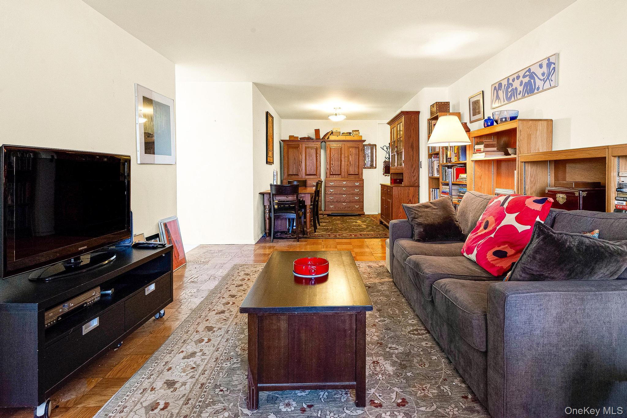 70-25 Yellowstone Blvd Yellowstone Boulevard 4d Property Photo 6