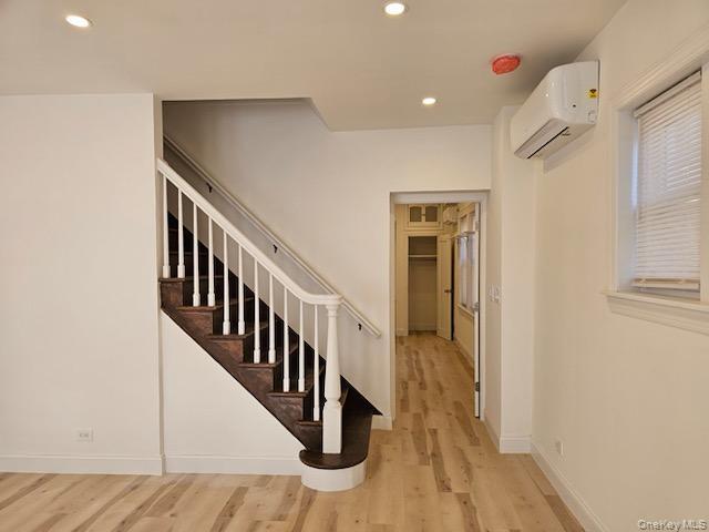 159-09 Laburnum Avenue Property Photo 5