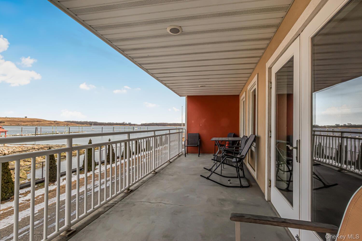 1490 Outlook Avenue 1d Property Photo 14
