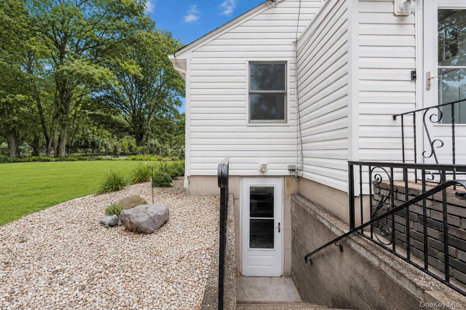 2 Fox Lane Property Photo 13