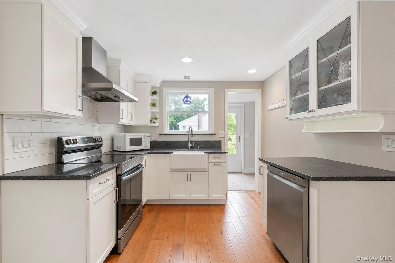 2 Fox Lane Property Photo 15