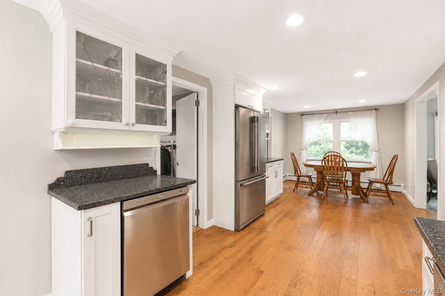 2 Fox Lane Property Photo 18